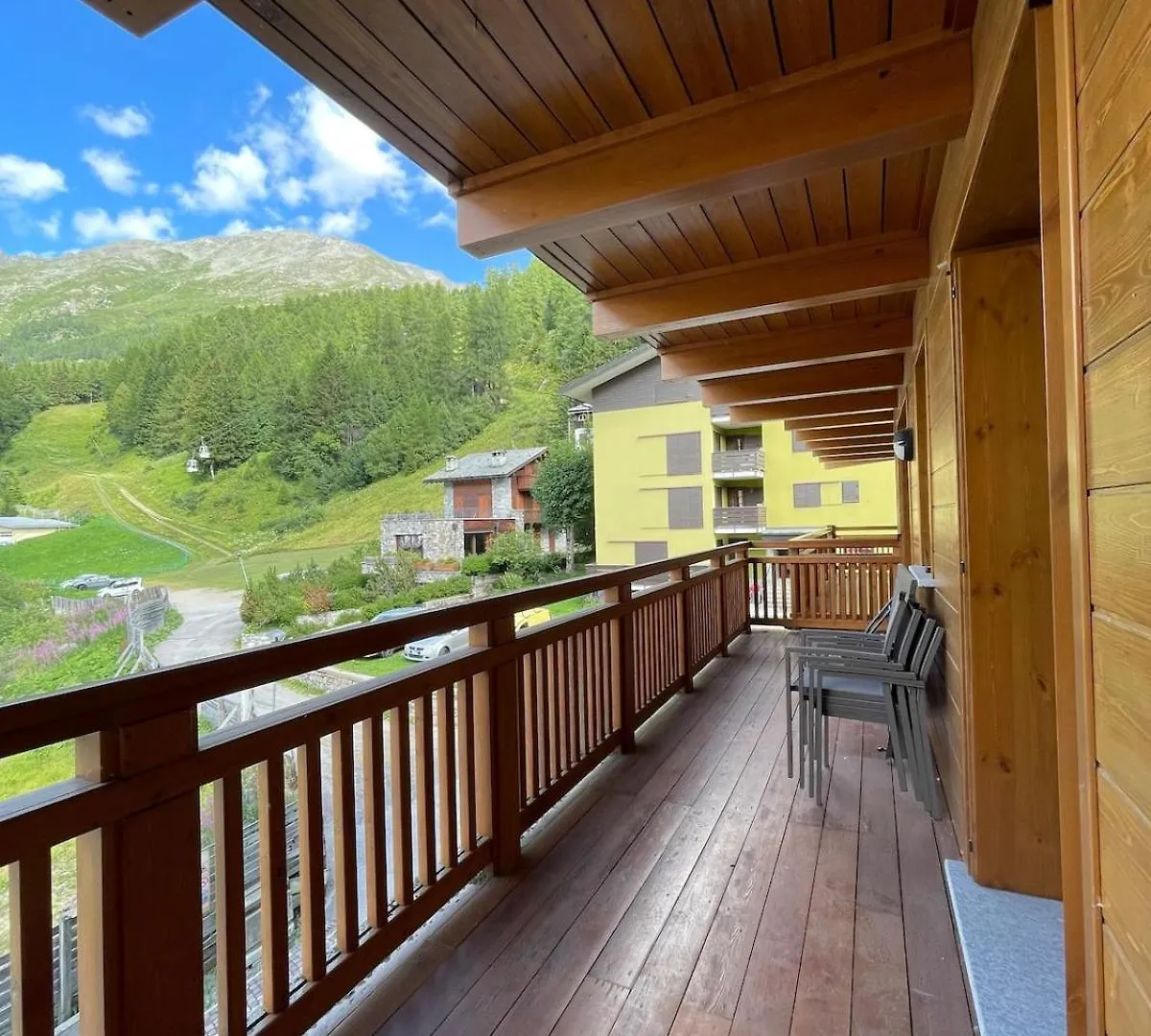 Apartment In Front Of The Slopes Madesimo 0*,  Italy